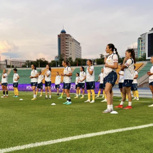 Naționala feminină de fotbal a României se pregătește pentru meciul decisiv în Kazahstan