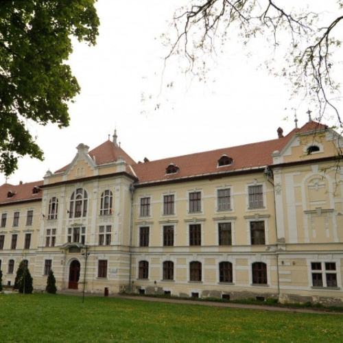 Fundatia Statusul Romano-Catolic cere evacuarea clădirii Colegiului Național &quot;Unirea&quot; din Târgu Mureș