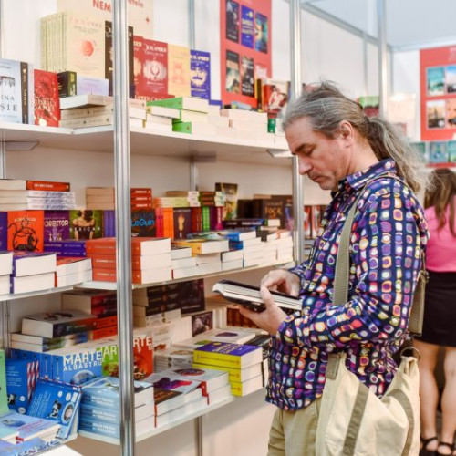 Salonul de Carte Bookfest Târgu Mureș: Întâlniri cu Personalități Culturale