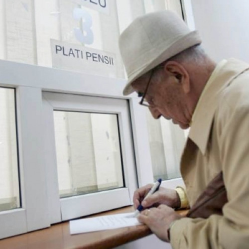 Pensionarii cu handicap așteaptă aprobarea unei legi pentru indexarea pensiilor