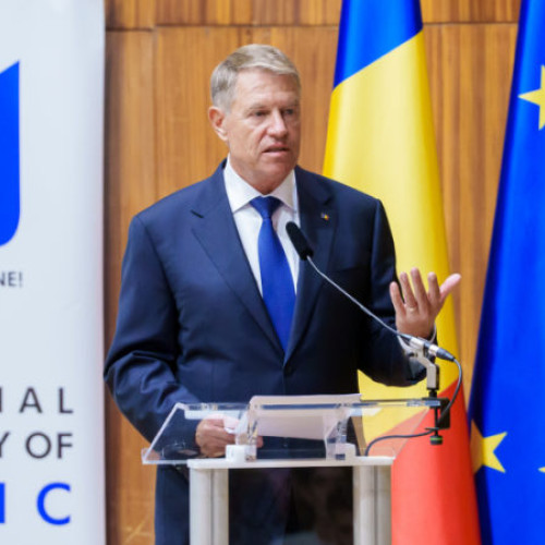 Președintele Iohannis distinge unități de învățământ cu ocazia Zilei Mondiale a Educației