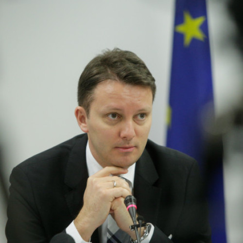 Uniunea Europeană flexibilizează regulile privind emisiile auto