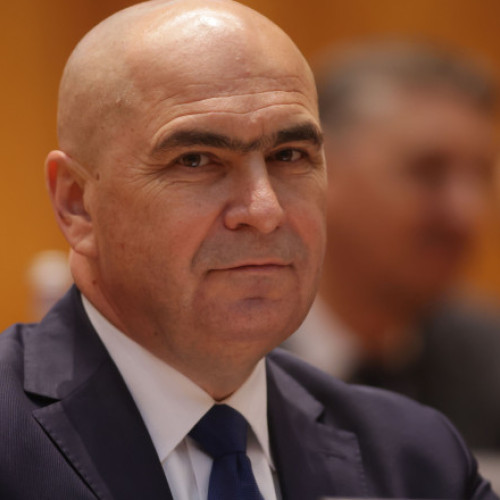Ilie Bolojan, de Ziua Drapelului Naţional: România va reuşi dacă statul acţionează cu responsabilitate faţă de cetăţeni