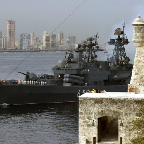 Nava antisubmarin Amiral Chabanenko urma să devină o fregată, dar ar putea avea soarta portavionului Kuznețov