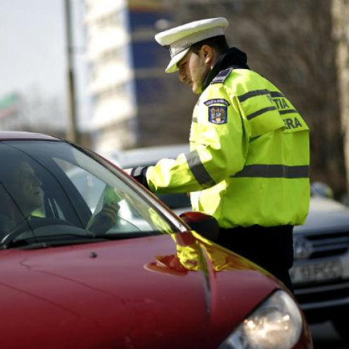 Poliţia Locală Sfântu Gheorghe a sancţionat şoferii opriţi în staţiile de autobuz şi taxi