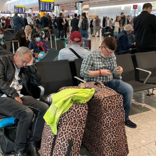 Aeroportul din Munchen suspendă zboruri din cauza dronelor neidentificate