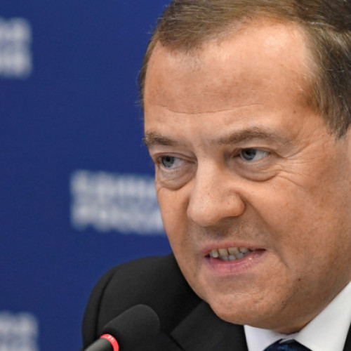 Dmitri Medvedev afirmă că europenii trebuie să simtă pericolul războiului pe propria piele