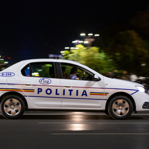 Bărbat din Olt fură o mașină de poliție și este prins în Balș