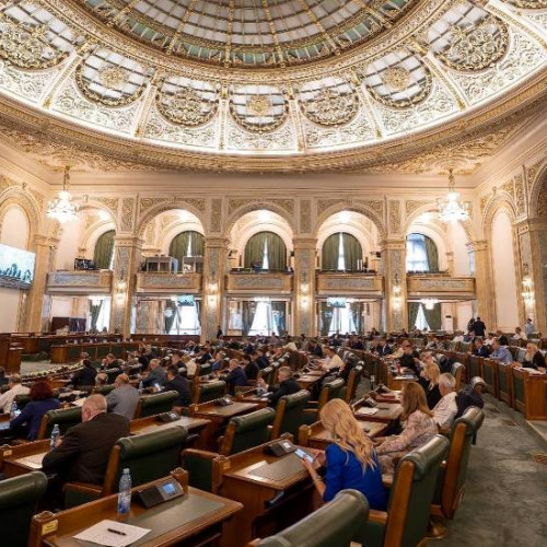 Taxele de școlarizare în învățământul superior nu pot fi modificate pentru aceeași promoție de studenți. Adoptare proiect de lege de către Senat.