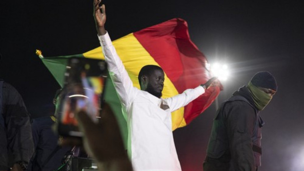 Bassirou Diomaye Faye, de la închisoare la palatul prezidențial - cel mai tânăr președinte din Africa