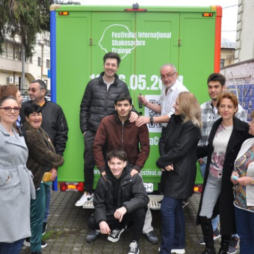 Caravana Shakespeare pornește în turneu prin țară pentru a sărbători 30 de ani de la prima ediție a Festivalului Internațional Shakespeare Craiova