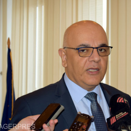 România ocupă locul 121 din 142 de ţări în ceea ce priveşte activitatea de voluntariat - Apelul şefului D.S.U., Raed Arafat, la târgul de locuri de muncă din Bucureşti