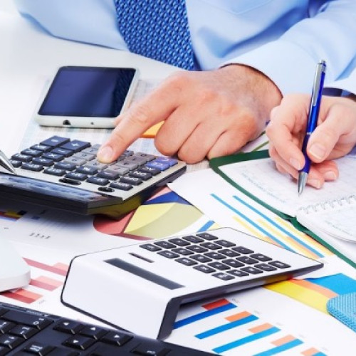 Cifra de afaceri din industrie a înregistrat o creştere în primele două luni ale acestui an