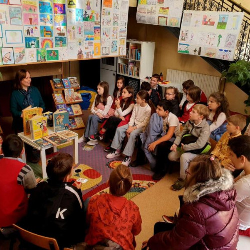 Ziua Bibliotecarului, o sărbătoare a comunităţii la Târgu Mureş
