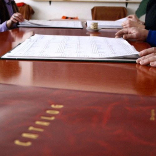 Peste 200 de posturi disponibile pentru ocupare prin concurs, aprobat de consiliul de administare învățământ. Inspectoratul Școlar Județean Mureș finalizează procesul de ocupare a posturilor vacante, iar concursul va avea loc în 17 iulie.