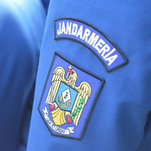 Jandarmii braşoveni aduc Lumina Sfântă de la Ierusalim pentru a 16-a oară consecutiv