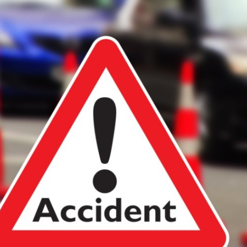 Accident grav pe strada Negoiului: Cinci victime transportate la spital